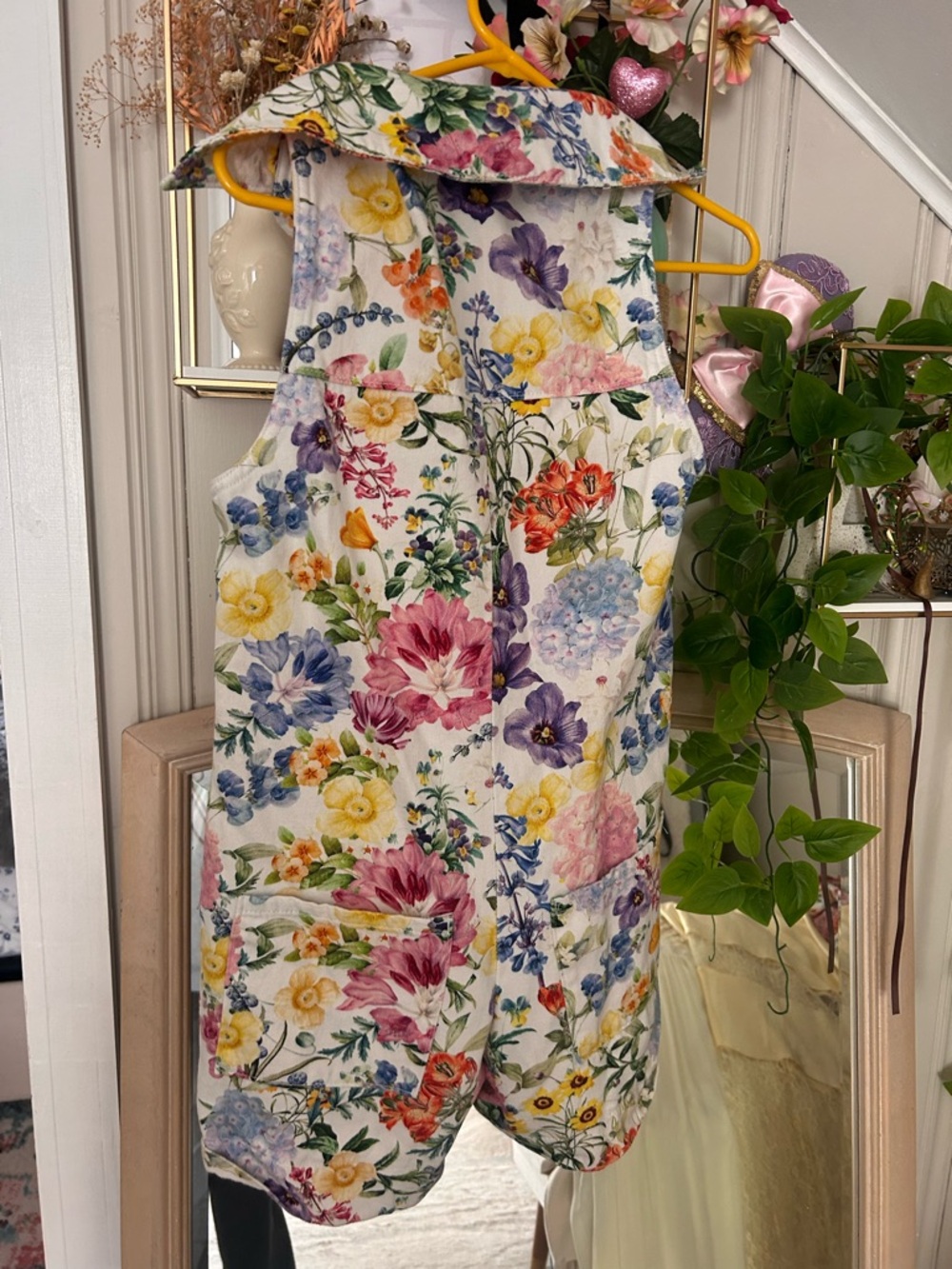 Show Me Your MuMu ivory botanical reno romper sz M - Picture 6 of 8